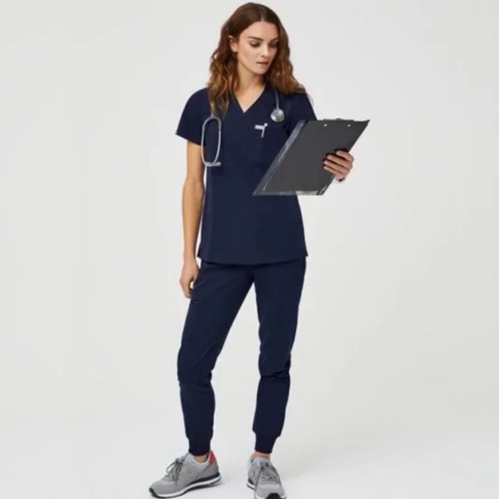 FIGS Catarina One-Pocket ScrubTop V-neck Shirt Classic Fit Slit Hem Navy Size XL - Picture 2 of 6